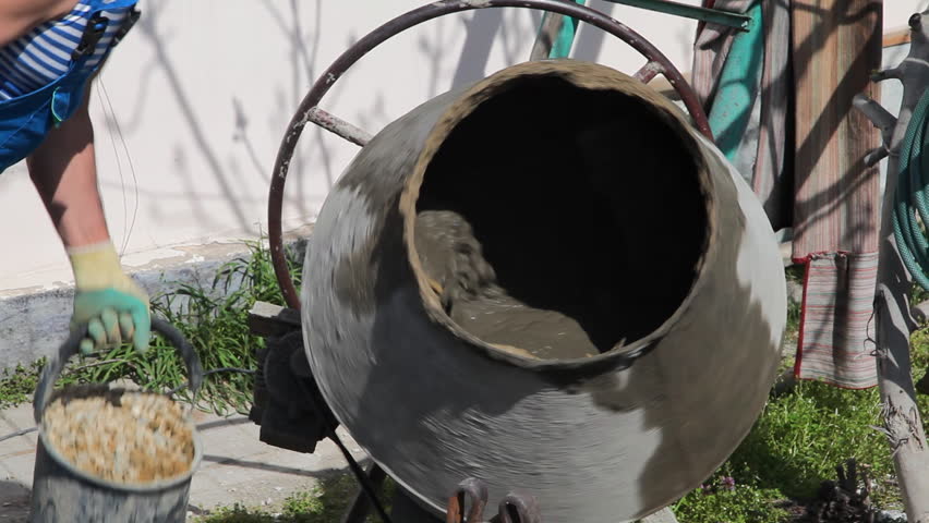 Small concrete mixer