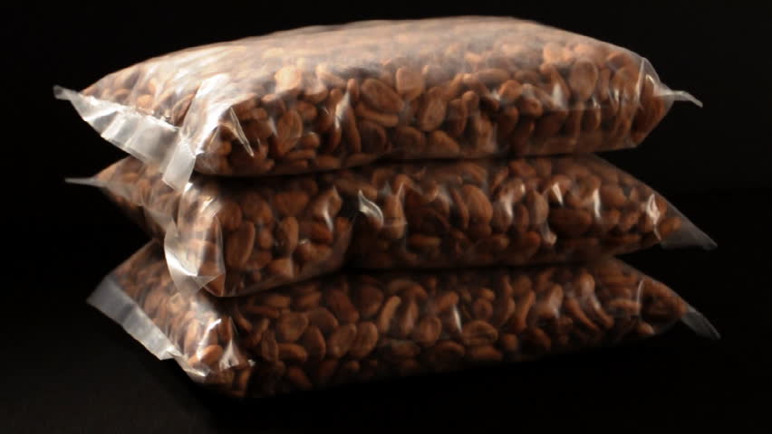 Drop shipment of raw cocoa beans