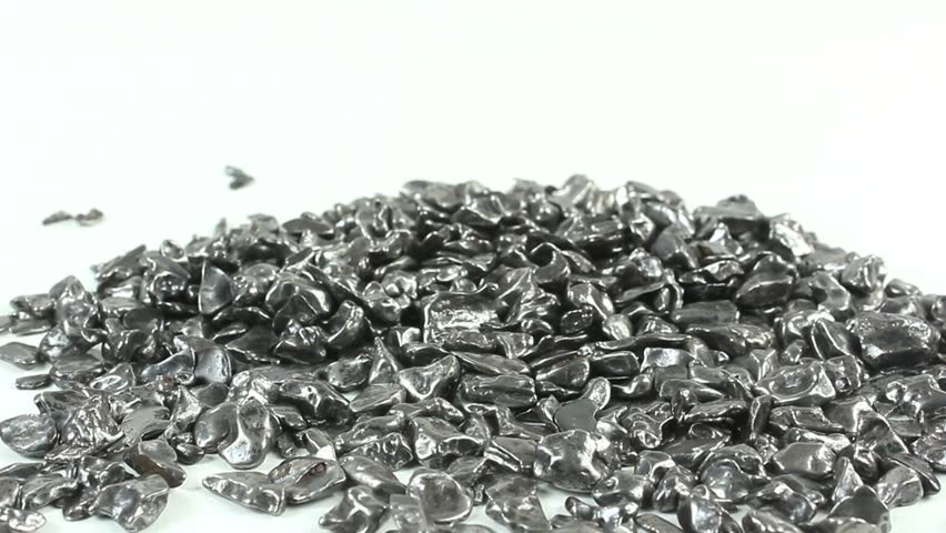Magnet swoops down, attracts polished, iron meteorite fragments from Odessa, Texas 1080p
