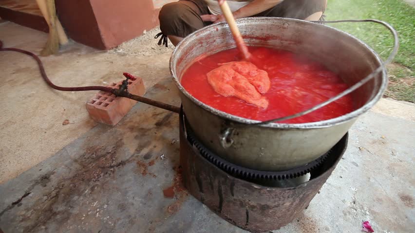 Farm tomato juice cooking. 
