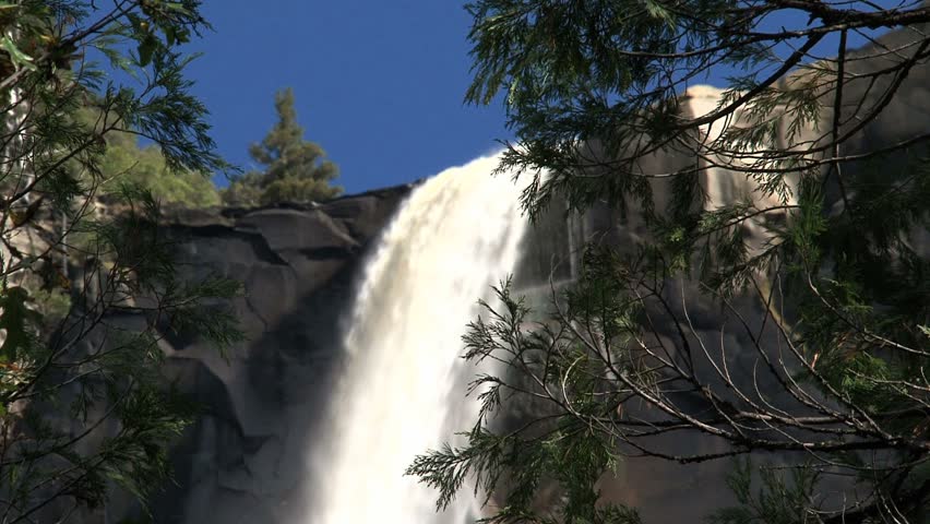 Yosemite National Park, spanning eastern portions of Tuolumne, Mariposa and Madera counties in east central California, "united states".