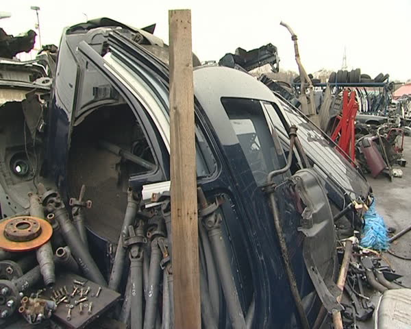 Dismantled old car parts. Trade in second-hand car parts. 