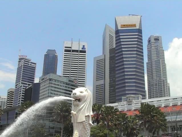 Singapore skyline with Merlion fountain