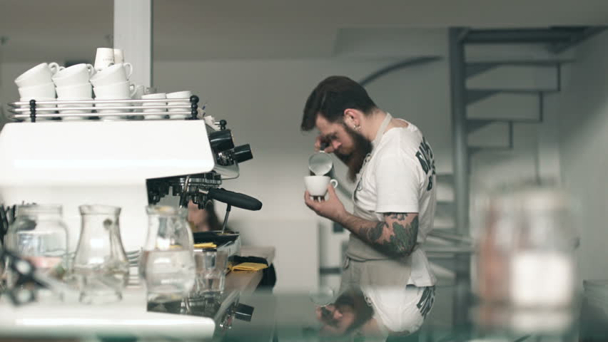 Header of expert