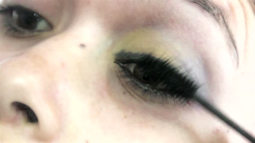 Putting Eye Lash