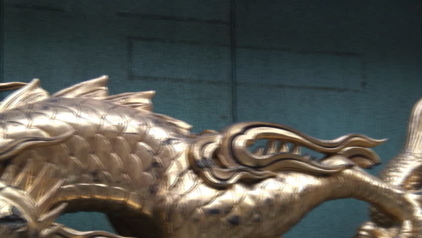 dragon sculpture
