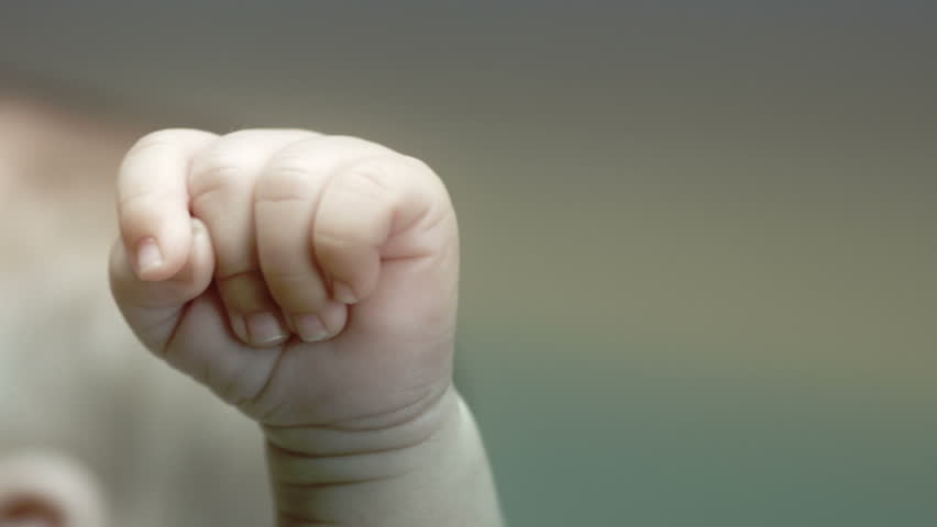 Baby's winning hand - 600fps slow motion