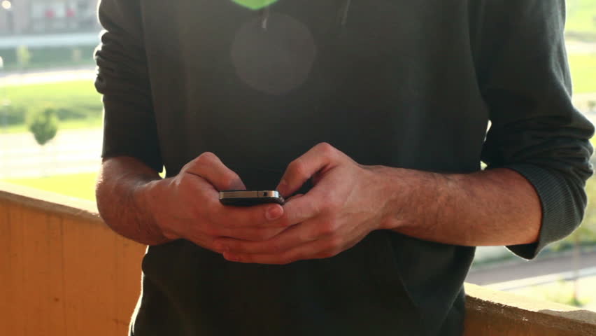 Writing sms/email on smartphone