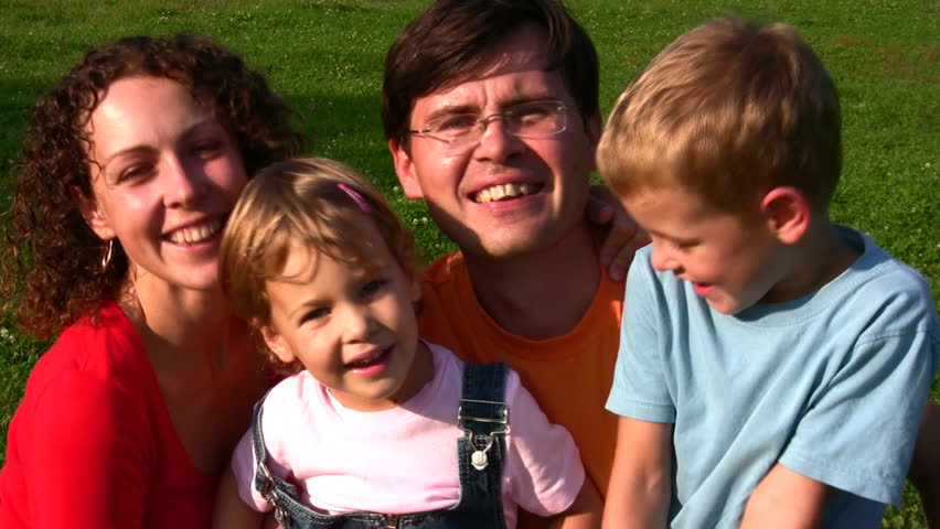 family of four faces 