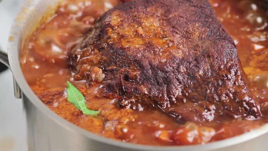 Adding juniper berries to braised beef