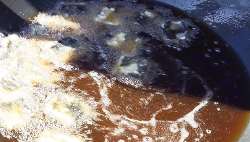 strong-smelling preserved bean curd,also called smelly tofu, the tofu boiled in the oil