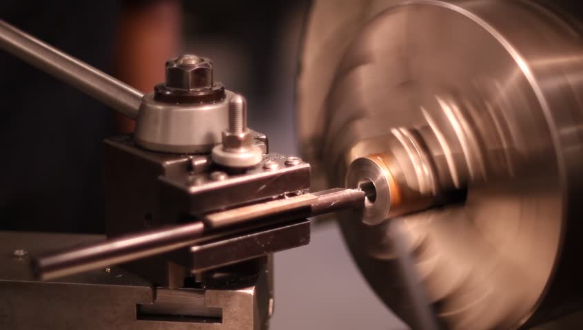 machining metal rod with metal Lathe