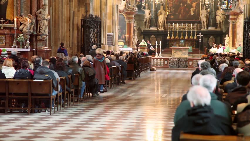 exit of the priest during church service in Stephans cathedral