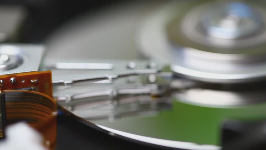 Hard disk drive head's movement while trying to initialize due to read error and then stopping
