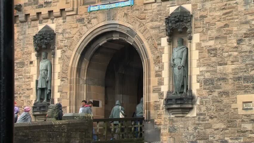 EDINBURGH â JULY 28: Front Gate of the Castle on july 28, 2011 in Edinburgh, Scotland, UK