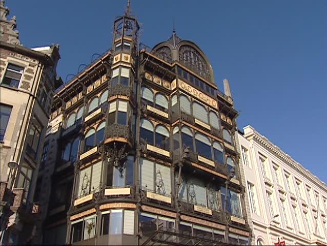 Old England, Brussels. City dwellings pan Art Nouveau facade Old-England  (1899)