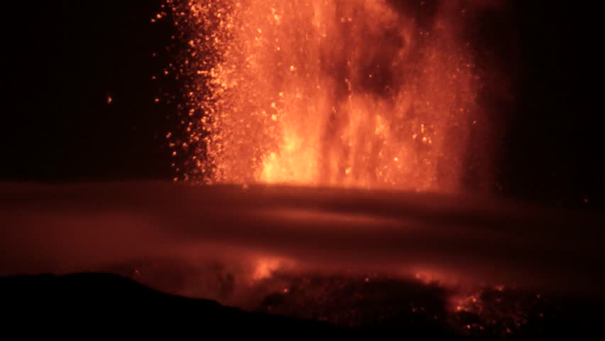 Etna - Lava explosion