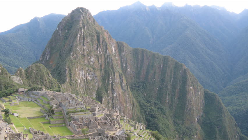 Machu picchu city sunrise time lapse