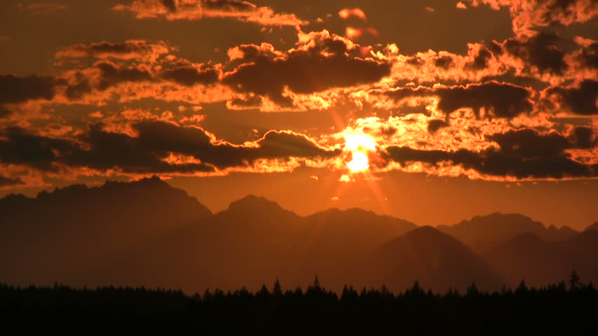 Golden Olympic Mountain sunset time-lapse in HD 1080i.