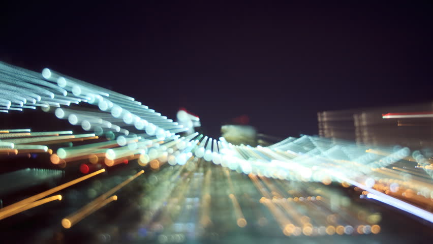 Zooming shakey timelapse of the Brooklyn and Manhattan bridges