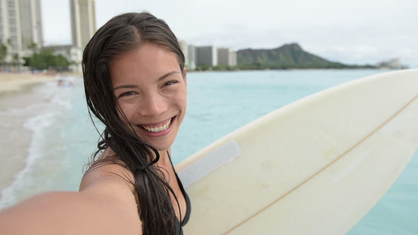 4 year old surfer girl Eliana from Kauai,Hawaii first 