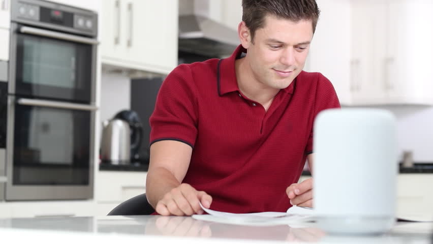 man-reading-a-magazine image - Free stock photo - Public Domain photo - CC0 Images