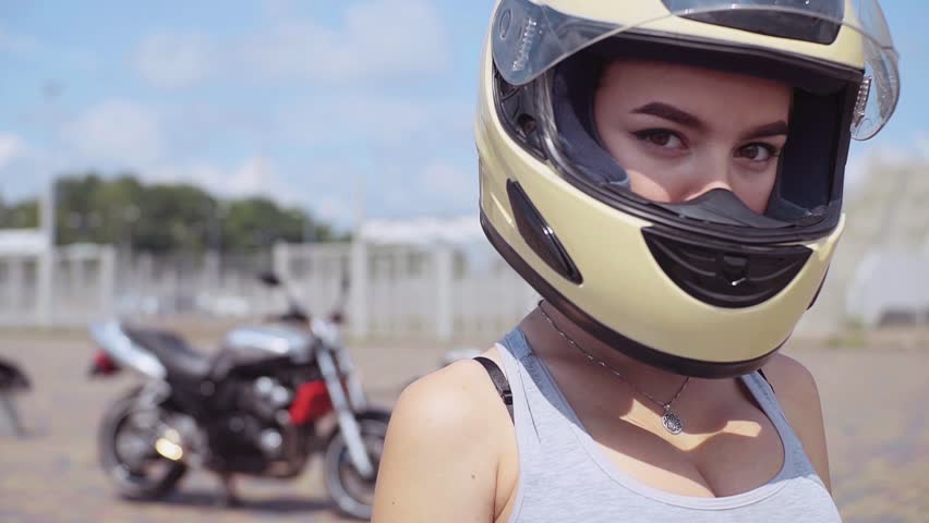 girl motorcycle helmets