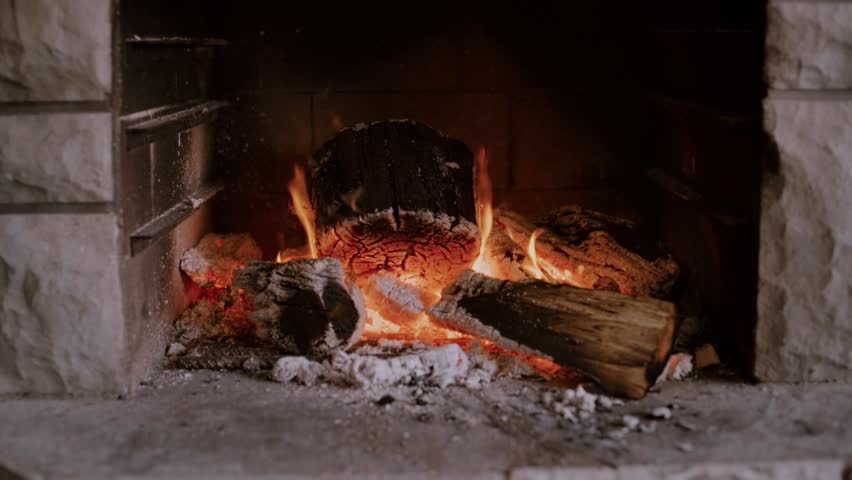 4k00 54cozy And Warm Mood Slowmotion Video Of Fireplace With