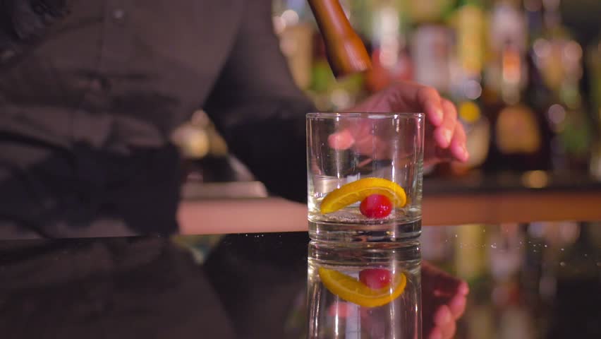 Header of muddler