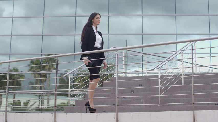 Header of manageress