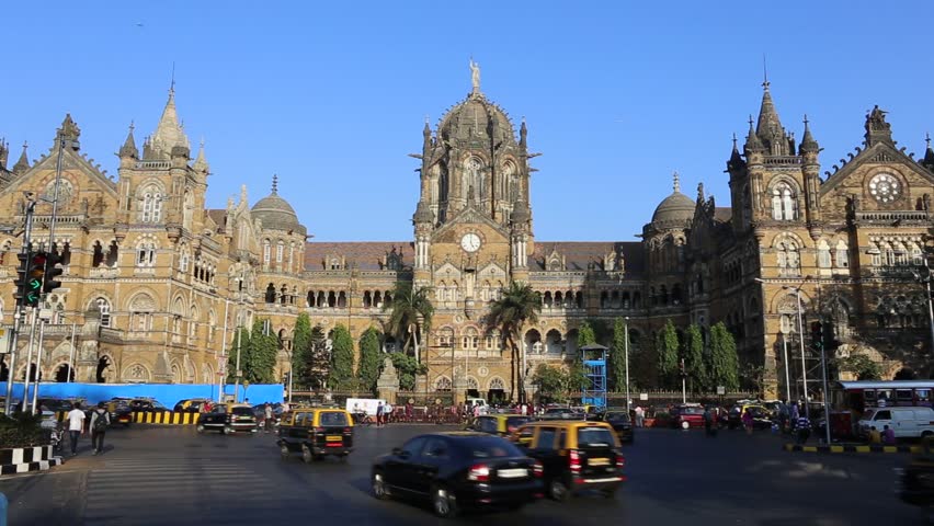 MUMBAI, INDIA - CIRCA MAY 2011: Chhatrapati Shivaji Terminus (Victoria ...