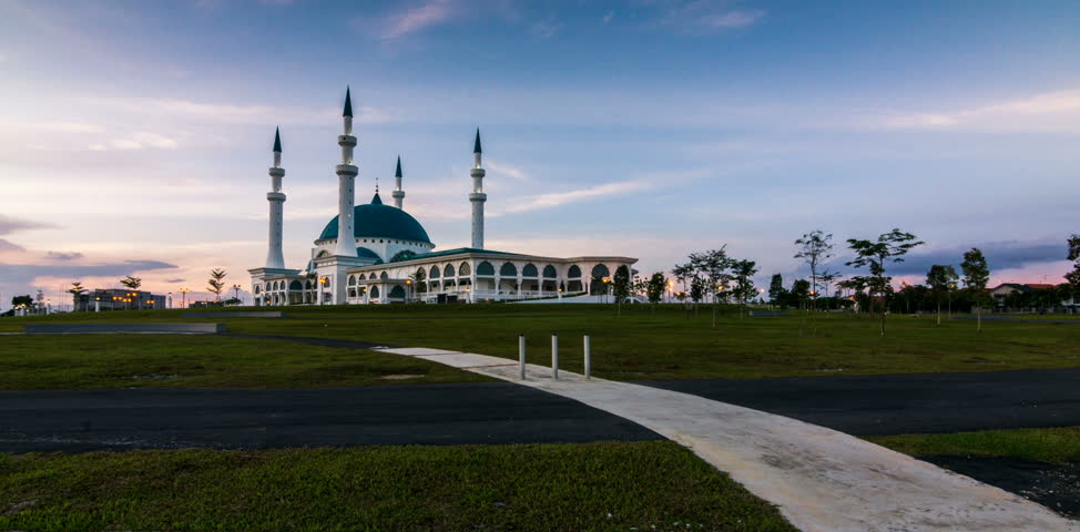 Sunrise View Of Masjid Johor Bahru Stock Footage Video 21012736 ...