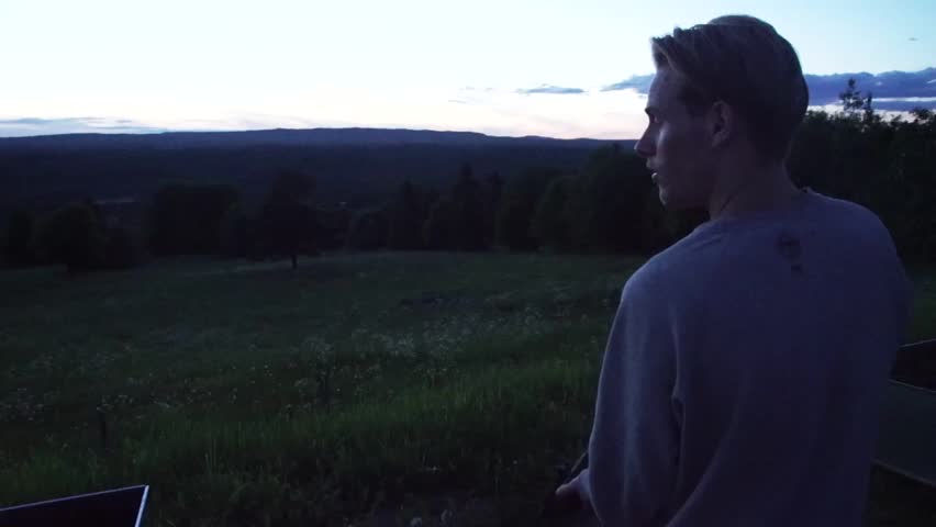 Header of rifleman