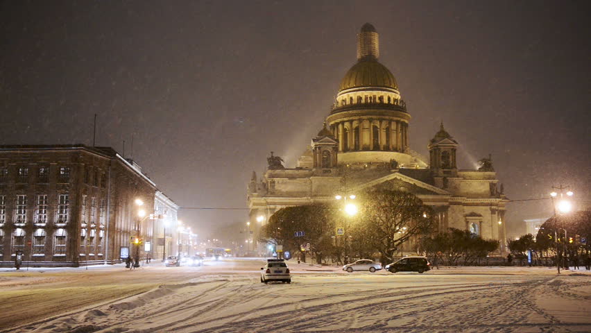 does it snow in t petersburg russia