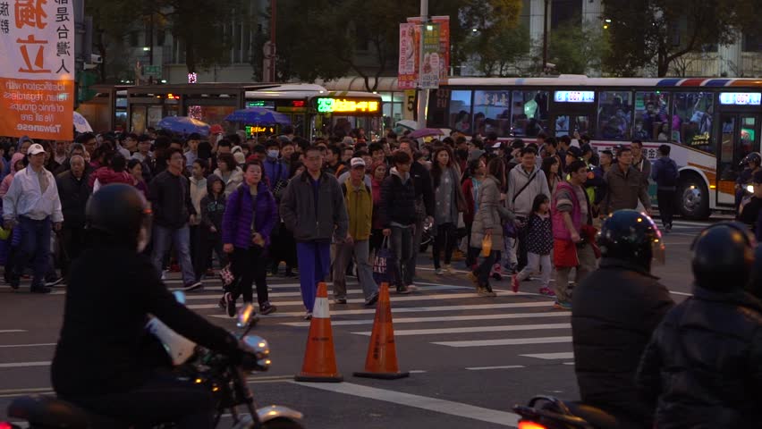 Taipei, Taiwan-05 February, 2017: 4K Sidewalk View Of Walking Crowd People Crossing Street In 