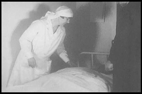 1920s: A surgeon rides through the Appalachians on horseback towards a hospital in the 1920s.