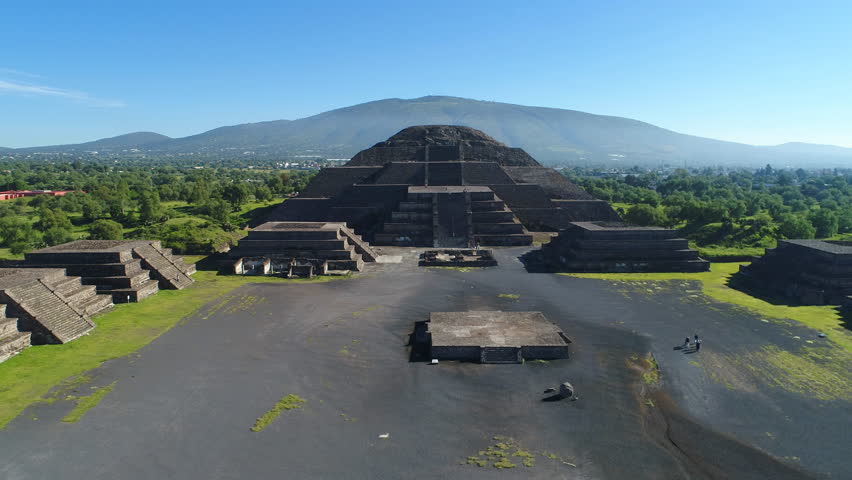 View of the Pyramid of the Moon in Teotihuacan, Mexico image - Free ...