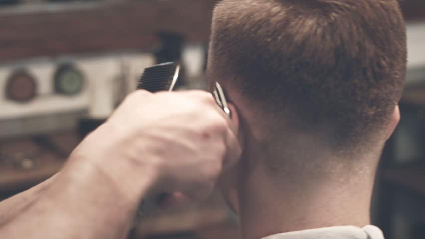 Hd00 20male Haircut With Electric Razor Close Up Of Man Hair Cut