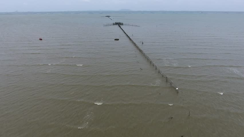 Header of fishery