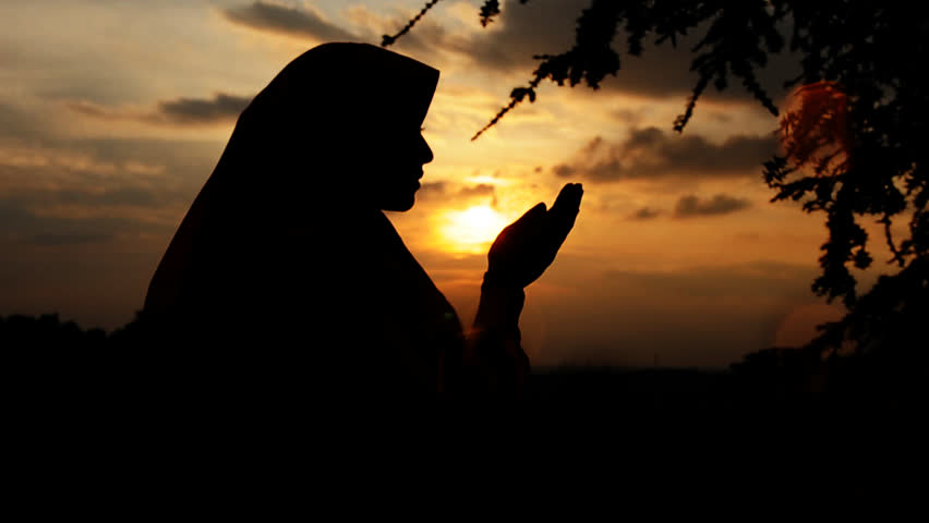 Muslim praying Stock Video Footage - 4K and HD Video Clips | Shutterstock