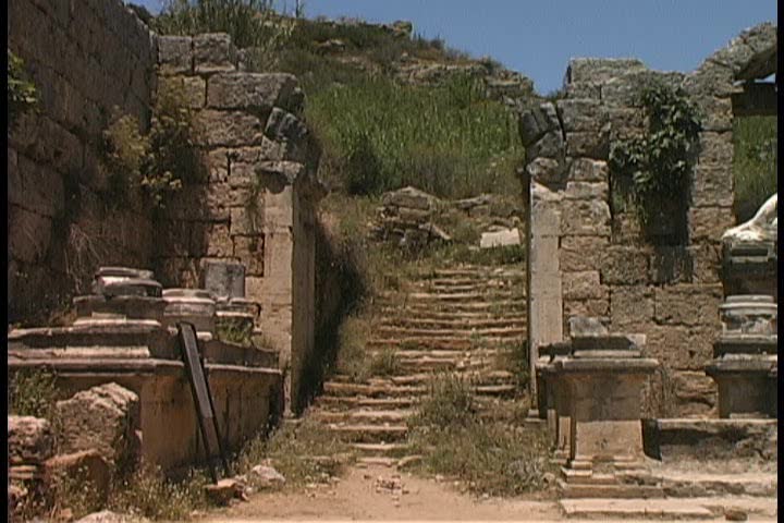 Header of nymphaeum