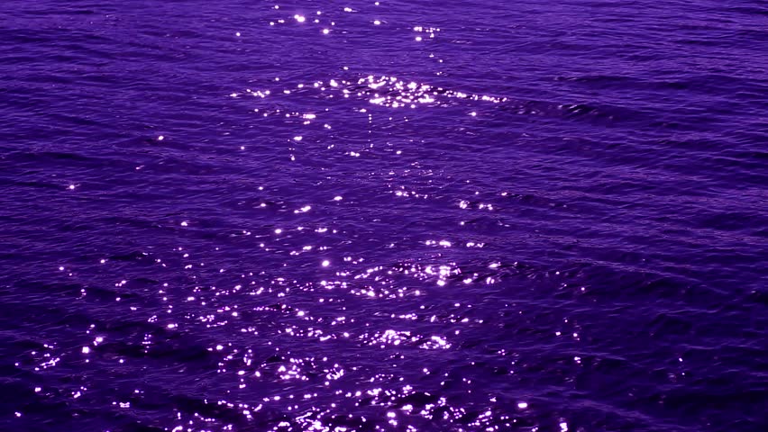 Фиолетовая вода почему. Фиолетовая вода. Лиловая вода. Фиолетовый океан. Фиолетовая вода Эстетика.