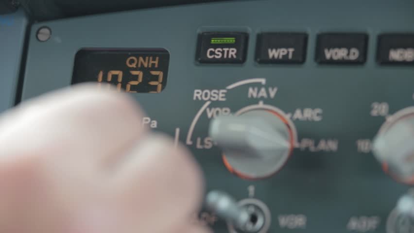 airbus cockpit door striker
